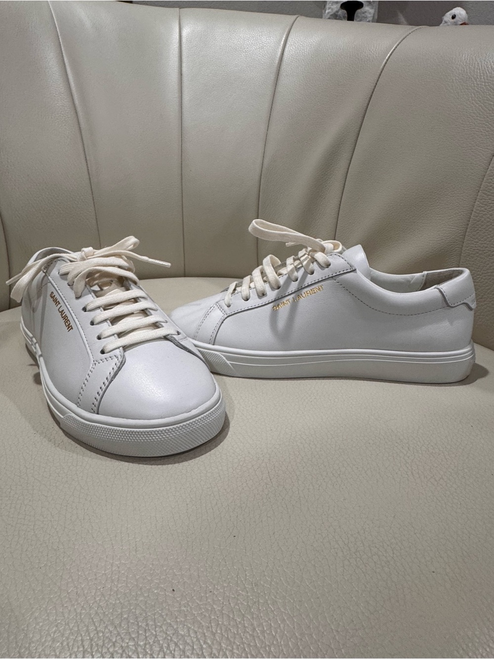 Saint Laurent White Leather Low-Top Sneakers with Gold Logo - Picture 2 of 8
